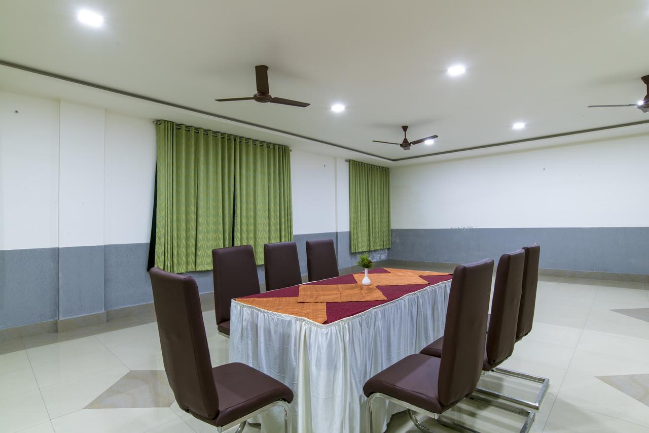 Haritagiri Hotel Kalpetta Luaran gambar